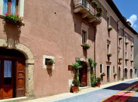 Hotel Alle Vecchie Arcate，位于佩斯卡塞罗利的酒店