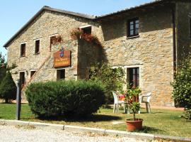 Casa Vacanze Vecchio Granaio，位于马焦内马焦内赛车道附近的酒店