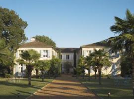 Logis Chateau de Lassalle，位于拉普吕姆的酒店