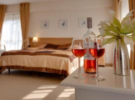 欧罗特尔酒店，位于芬莱的酒店