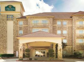 La Quinta by Wyndham Dallas South-DeSoto，位于迪索托的酒店