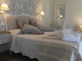 Romantic Home，位于西尔米奥奈西尔米奥奈第二温泉附近的酒店