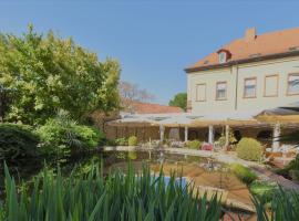 Winzergarten Hotel-Restaurant，位于大卡尔巴赫的酒店