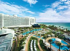 迈阿密海滩枫丹白露酒店，位于迈阿密海滩的海滩酒店