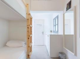 Bedspot Hostel，位于费拉的酒店
