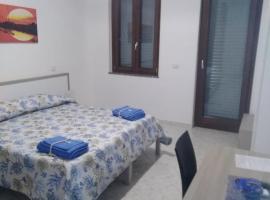 Hotel Indaco，位于卡萨尔韦利诺的酒店