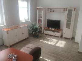 zentral gelegene top ausgestattete Wohnung，位于武尔岑的酒店