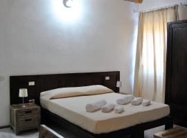 Abas Ristorante Pizzeria Affittacamere，位于Ales的酒店