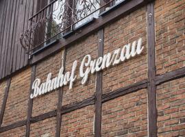 Bahnhof Grenzau，位于赫尔-格伦茨豪森的酒店