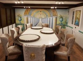 Hotel Krone UG，位于代斯灵恩的酒店