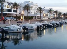 port de llança , LA Miranda，位于兰卡的酒店