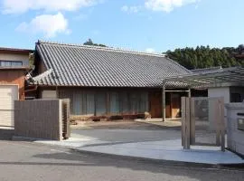 Guest House Ilonggo，位于津市的宠物友好酒店