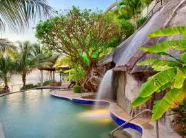 Luxury Beach Frontage Villa with amazing views for Rent