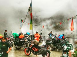 Kolong retreat，位于Jispa的酒店