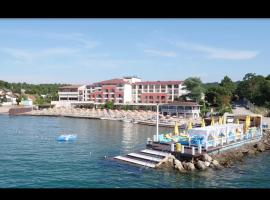 GAİA BEACH HOTEL，位于科贾埃利的酒店
