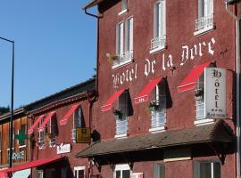 Logis Hôtel Restaurant de la Dore，位于Vertolaye的酒店