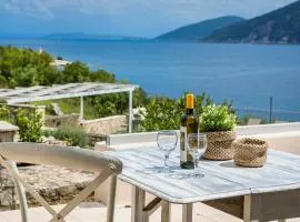 Martini Waterfront Suites