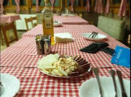 Domacinstvo Kod Gere，位于Crni Vrh的酒店