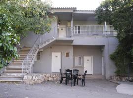 Kibbutz Beit Alfa Guest House，位于Bet Alfa甘哈什罗萨国家公园附近的酒店