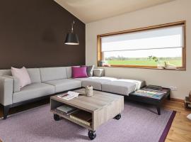Gud Jard Lodge Nr 23 - Design-Ferienhaus mit exklusiver Ausstattung，位于佩尔沃姆的家庭/亲子酒店