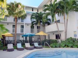 Suites at Coral Resorts，位于迈阿密拜戈斯海角佛罗里达州立公园附近的酒店
