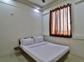 SPOT ON 37726 Hotel Patang，位于甘地讷格尔的酒店