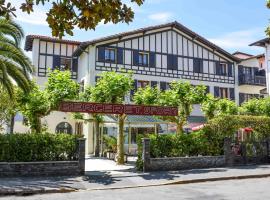 Logis Hotel & Restaurant Bergeret Sport，位于昂代的舒适型酒店