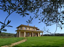 Il Casale degli Ulivi，位于Gradoli的酒店