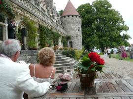 Hattonchatel Château & Restaurant La Table du Château，位于Hattonchâtel的酒店