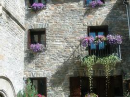 克拉拉塔公寓，位于毕斯卡斯的酒店