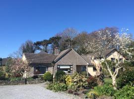 Inveraray Farm B&B，位于波弗特Beaufort Golf Course附近的酒店