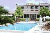 Kyriad Hotel Nice Ouest Carros，位于卡罗的酒店