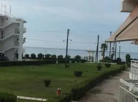 KORALI APPARTMENT BY THE SEA