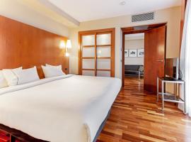 B&B HOTEL Zaragoza Los Enlaces Estación，位于萨拉戈萨的酒店