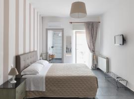 B&B Vicolo Garibaldi，位于Valguarnera Caropepe的酒店