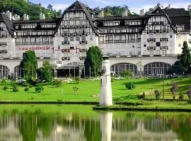 Palácio Quitandinha Espetacular Apartamento com Vista para o Lago