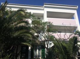 Apartments MiaMaja，位于诺瓦利娅的住宿