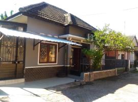 Herry Home Stay_Jogja，位于日惹的酒店