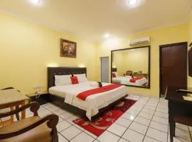 RedDoorz Plus near Ancol