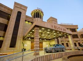 Hotel KARAVAN，位于乌尔根奇的酒店