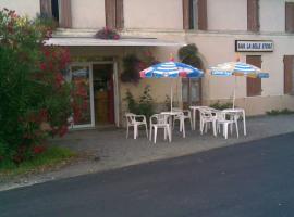 Hotel Bar Restaurant La Belle Etoile，位于Saint-Androny的酒店