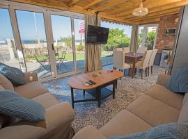 One Bedroom Chalet managed by Lilly Apartments，位于赫尔格达的酒店