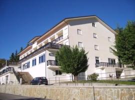 Hotel Gioia，位于圣塞韦里诺卢卡诺的酒店