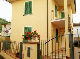 Villa Margherita - Comfort house，位于马萨罗萨的度假屋