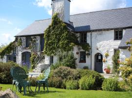 Dolgun Uchaf Guesthouse and Cottages in Snowdonia，位于多尔盖罗的酒店
