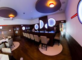 Hotel Perła，位于莱扎伊斯克的酒店