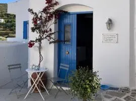 Spacious Paros, Lefkes house with awesome view