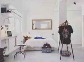 LOFT bed & breakfast