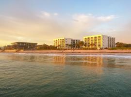 德埃斯特海岸海滩温泉度假酒店，位于维洛海滩的酒店