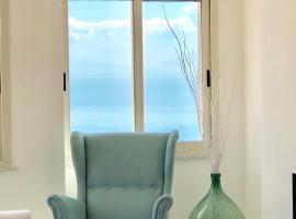 Sky House Amalfi Coast，位于斯卡拉的酒店
